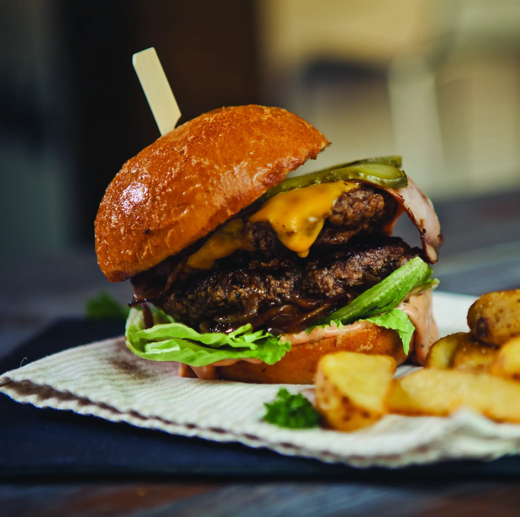 Dvojni goveji burger